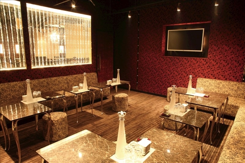 金山のキャバクラ「エコーズ」